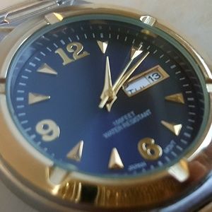 Mens Watch Blue Face Goldtone Silvertone
